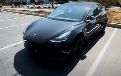 Man got his hands on USA’s cheapest Tesla Model 3 and got a surprise