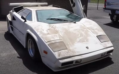 Friend found what he thought was a Lamborghini Countach in a storage unit but upon arrival it wasn’t what it seemed