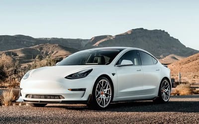 Man who's driven 300,000 miles on his 2022 Tesla Model Y reveals the effect its had on the battery