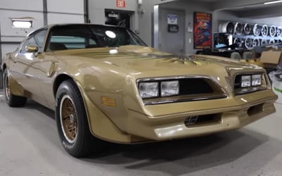 Nevada United Airlines pilot flew for 35 years but never stopped missing the Pontiac he once sold at 22