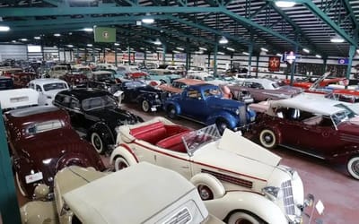 American widow puts husband’s 3,000 cars on display