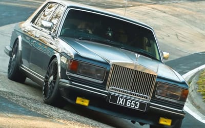 Pro racer tears through Nürburgring in a cathedral of a Rolls-Royce and it's absolutely unbelievable