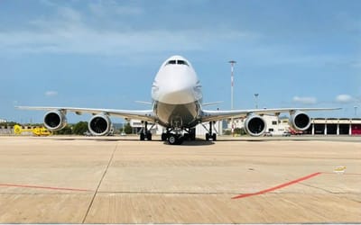Qatar’s $300,000,000 Boeing 747 gift to US so huge it was used for key airport test in Italy