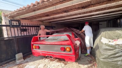 ferrari-f40s-kit-car-google-maps