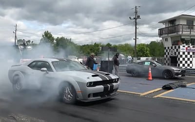 Supercharged 2025 Ford Mustang GT drags Dodge Challenger Hellcat, it ends with brutal margin