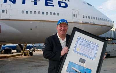 united-airlines-liftime-pass-holder-flew-for-12-days-straight