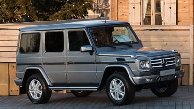 rich-people-mercedes-g-wagens-link-explained