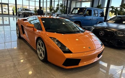 Man finally gets the Lamborghini Gallardo of his dreams 20 years after having a poster of it as a kid