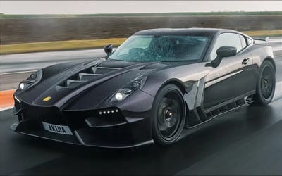 The Ginetta Akula is a new limited-edition supercar with 600HP that came from a racing machine