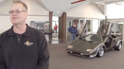 lamborghini-countach-replica-basement-wall