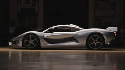 Jay Leno gets an exclusive first look at the 2029 Hennessey Blackbird hypercar packing 850 HP based on the iconic SR-71