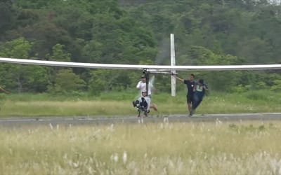 japanese-students-create-flying-bicycle-powered-by-pedals