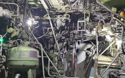 seeing-inside-a-plane-engine
