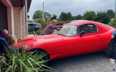 fake-supercar-jaguar-e-type-heartwarming-comment