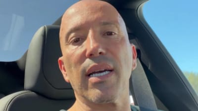 selling-sunset-jason-oppenheim-tesla-model-y