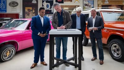 jay-lenos-law-signed-california-classic-cars