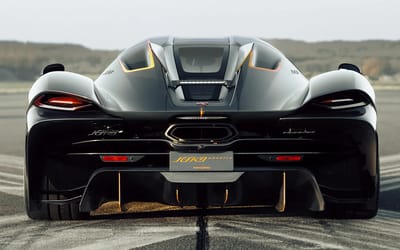 after-devastating-fire-koenigsegg-jesko-rises-from-ashes