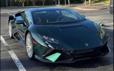 Florida pro does a sick job detailing billionaire's 1-of-200 Lamborghini, straight out the factory