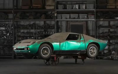 LA junkyard with 7,000 cars hides a Lamborghini worth $2,000,000 that’s been abandoned for 50 years