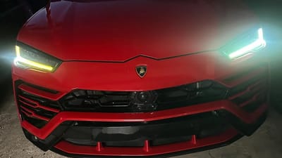 lamborghini-urus-headlight-fixed-issue