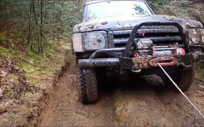 Guy buys cheap second-hand Land Rover Discovery to put it through its paces off-road, is very surprised