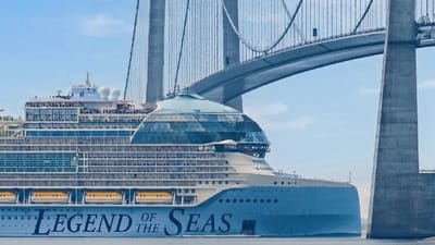 legend-of-the-seas-cruise-ship-squeezes-under-denmark-bridge
