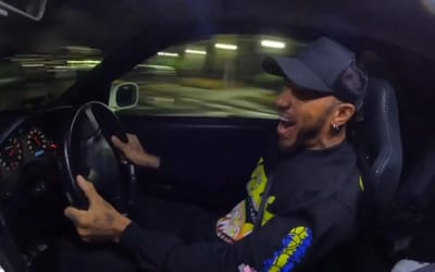 lewis-hamilton-viral-drifting-nissan-r34-skyline-gtr