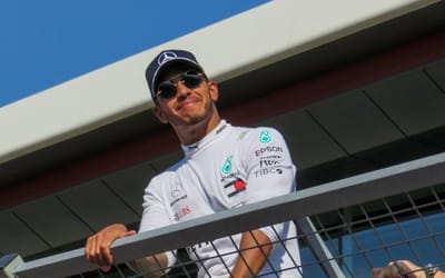 lewis-hamilton-sold-entire-car-collection-ferrari-f40