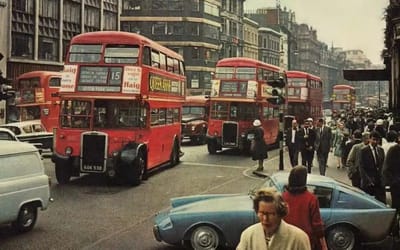 Mystery car in photo of London from 1960s has baffled people because it ‘doesn’t fit’