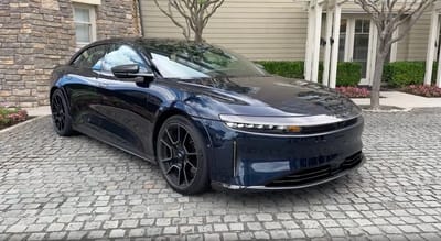 Electric sedan Lucid Air Sapphire smashes quarter mile in record time