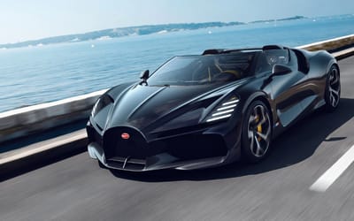 California billionaire simultaneously receives Bugatti Mistral and custom 50-foot boat then races them against each other