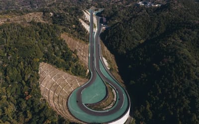japanese-billionaire-built-private-formula-1designed-racetrack-for-his-wife-and-kids
