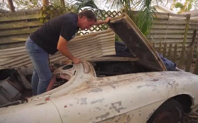 Man bought 1962 Chevy Corvette that was parked for 14 years but instantly regrets it after inspecting the car