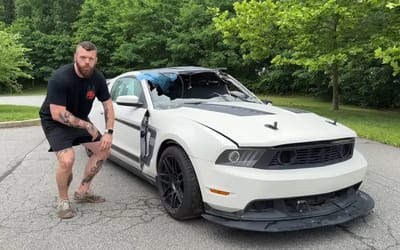 Man bought a completely totaled Boss 302 Mustang for ‘pennies on the dollar’ that came with unexpected positives