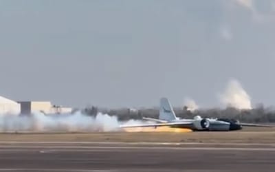Video shows NASA aircraft making a belly landing in Houston and the pilot's skill is award-worthy