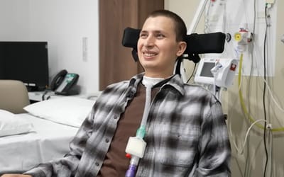 man-given-elon-musks-neuralink-brain-chip