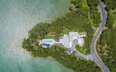 New Zealand seaside mansion is designed like a superyacht