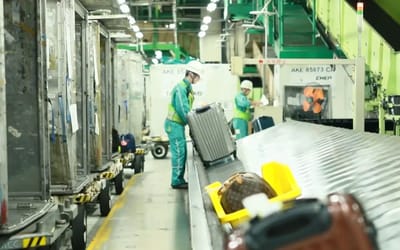 japanese-airport-sinking-into-sea-never-lost-luggage