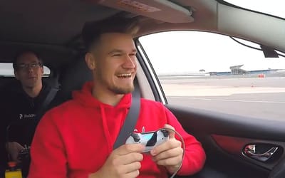 Man drives 200mph R35 Nissan GTR using just a PS4 controller