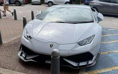 lamborghini-owner-response-disabled-bay-parking-criticism