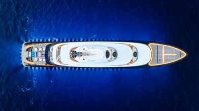 Canadian hockey player Patrick Dovigi spent $435,000 on a single tank of fuel just to move Bill Gates’ former superyacht