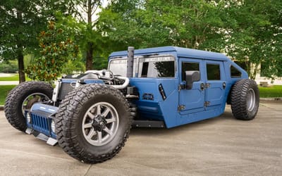 military-humvee-sold-via-sbx-cars-for-a-quarter-of-a-million-dollars