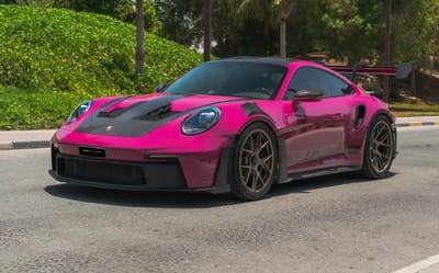 This Porsche 911 GT3 RS has the wildest paint option you’ll see today