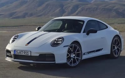 There’s a new Porsche 911 Carrera T and it features a bizarre free sticker