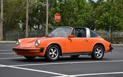 From the trademark clash with Peugeot to the modern hybrid era: the evolution of Porsche 911