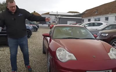 Man bought an incredibly cheap Porsche 911 for $9,000 but when he inspected it found out why it’s so cheap