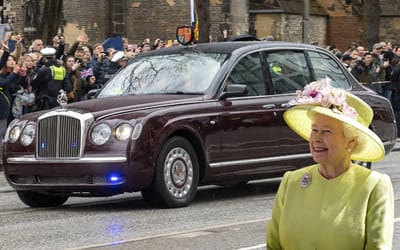 queen-elizabeth-ii-owned-second-most-expensive-car-in-world