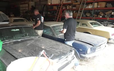 Rare classic car collection uncovered in Minnesota with elderly owner striking deals