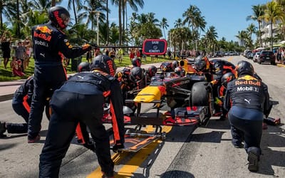 Ex-Red Bull crew member reveals how much F1 pit crew get paid