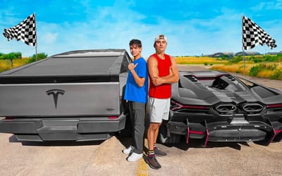 maryland-guys-drag-tesla-cybertruck-ev-against-lamborghini-revuelto-supercar